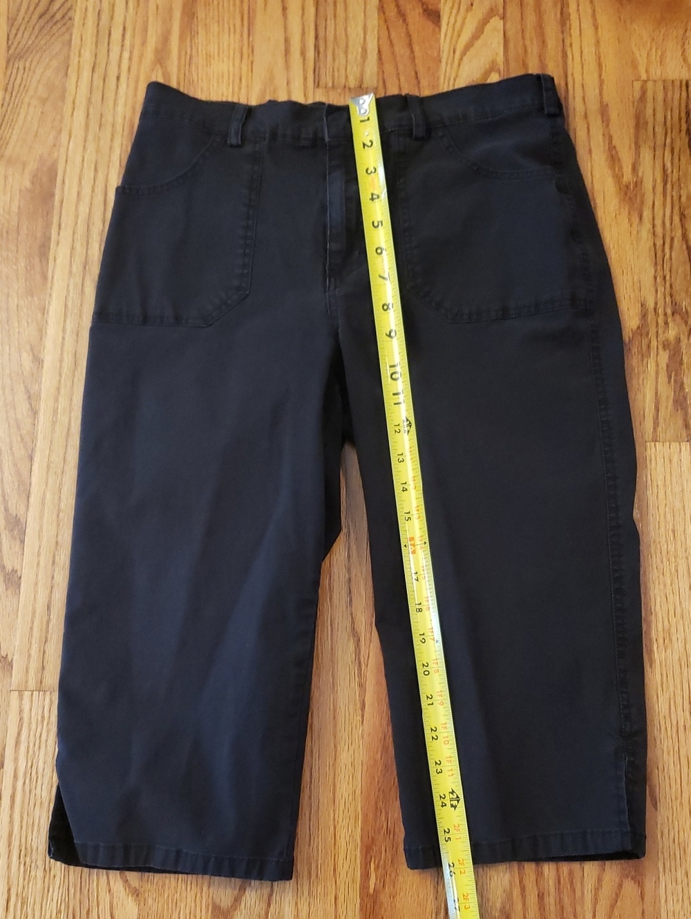 Vtg Gloria Vanderbilt Black Capris Pants Size: 10P - Picture 13 of 16